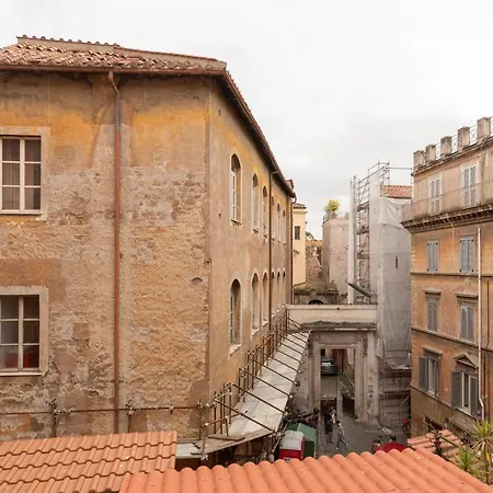 Iflat Charming Near Piazza Venezia * רומא
