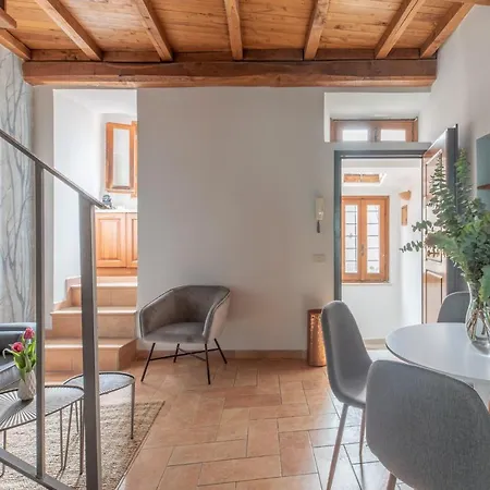 Iflat Charming Near Piazza Venezia רומא